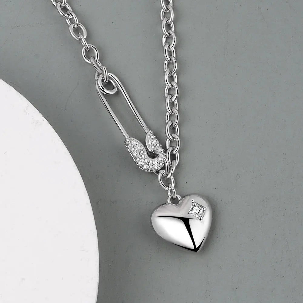 Trendy Paper Clip Heart Shape Chain Necklace