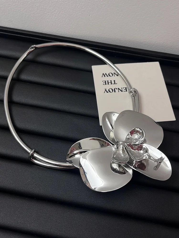 Minimalist Large Metal Flower Statement Necklace