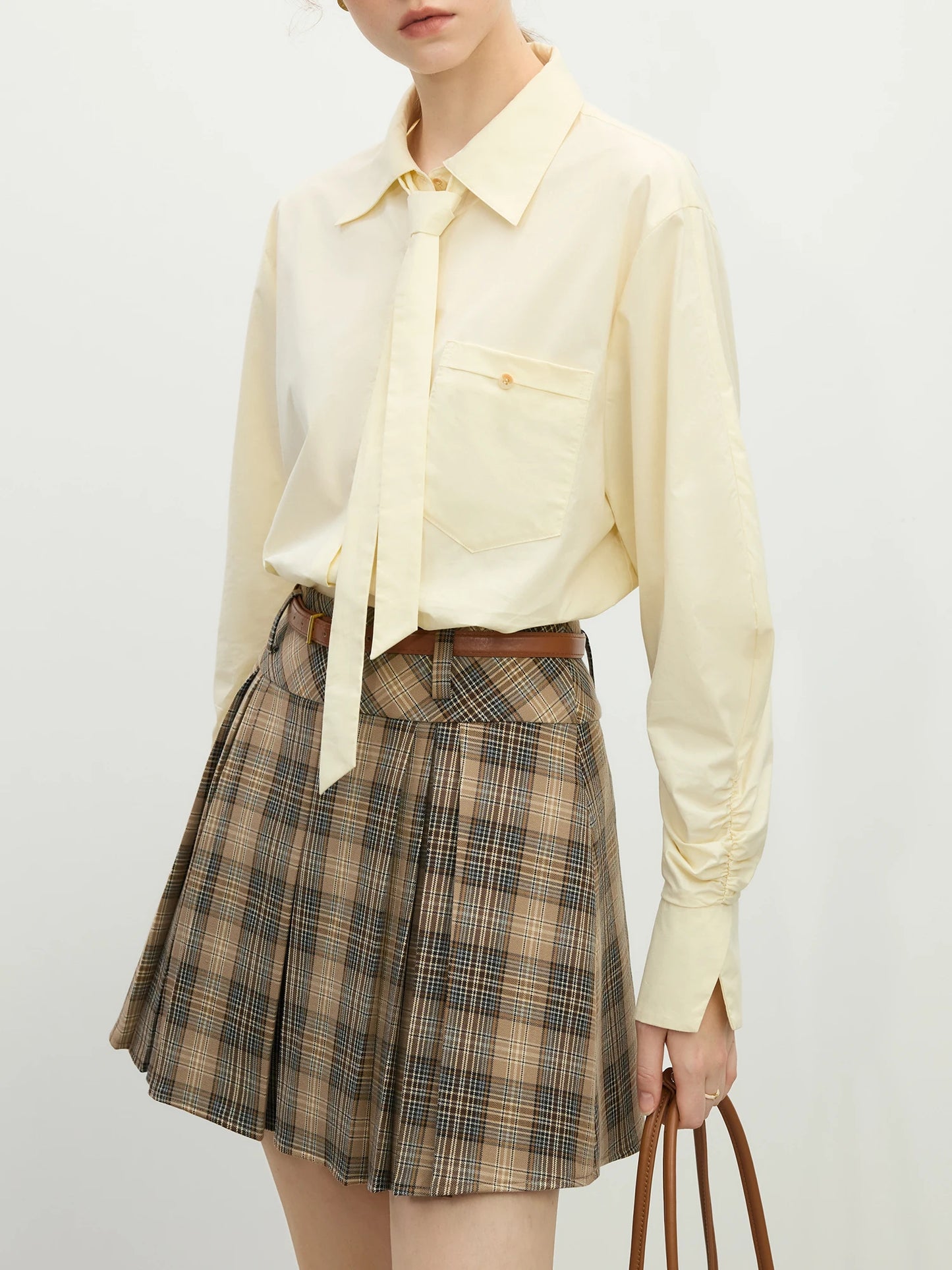 Relax Fit Long Sleeved Shirt with Detachable Tie