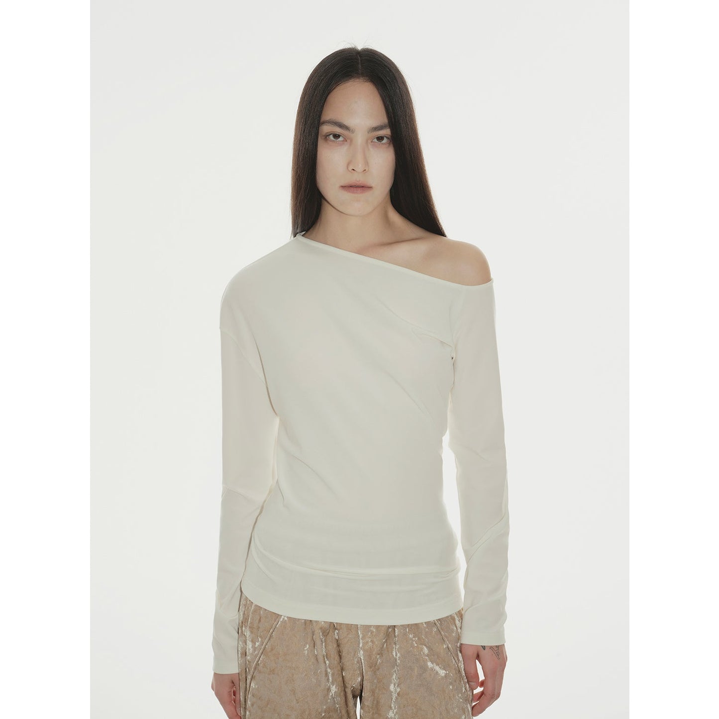 Off-Shoulder Slim Fitted Lyocell Tencel Wool Long Sleeve T-Shirt
