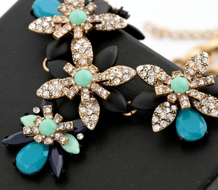 Vintage Rhinestone Flower Choker Necklace