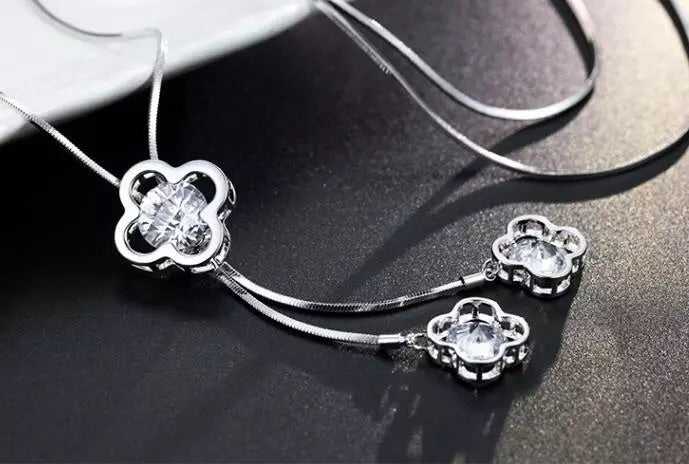 Flower Shape Long Chain Tassel Necklace with Crystal