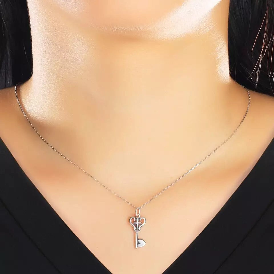 Fashion Love Key Design With Cross 925 Sterling Silver Necklace & Pendants