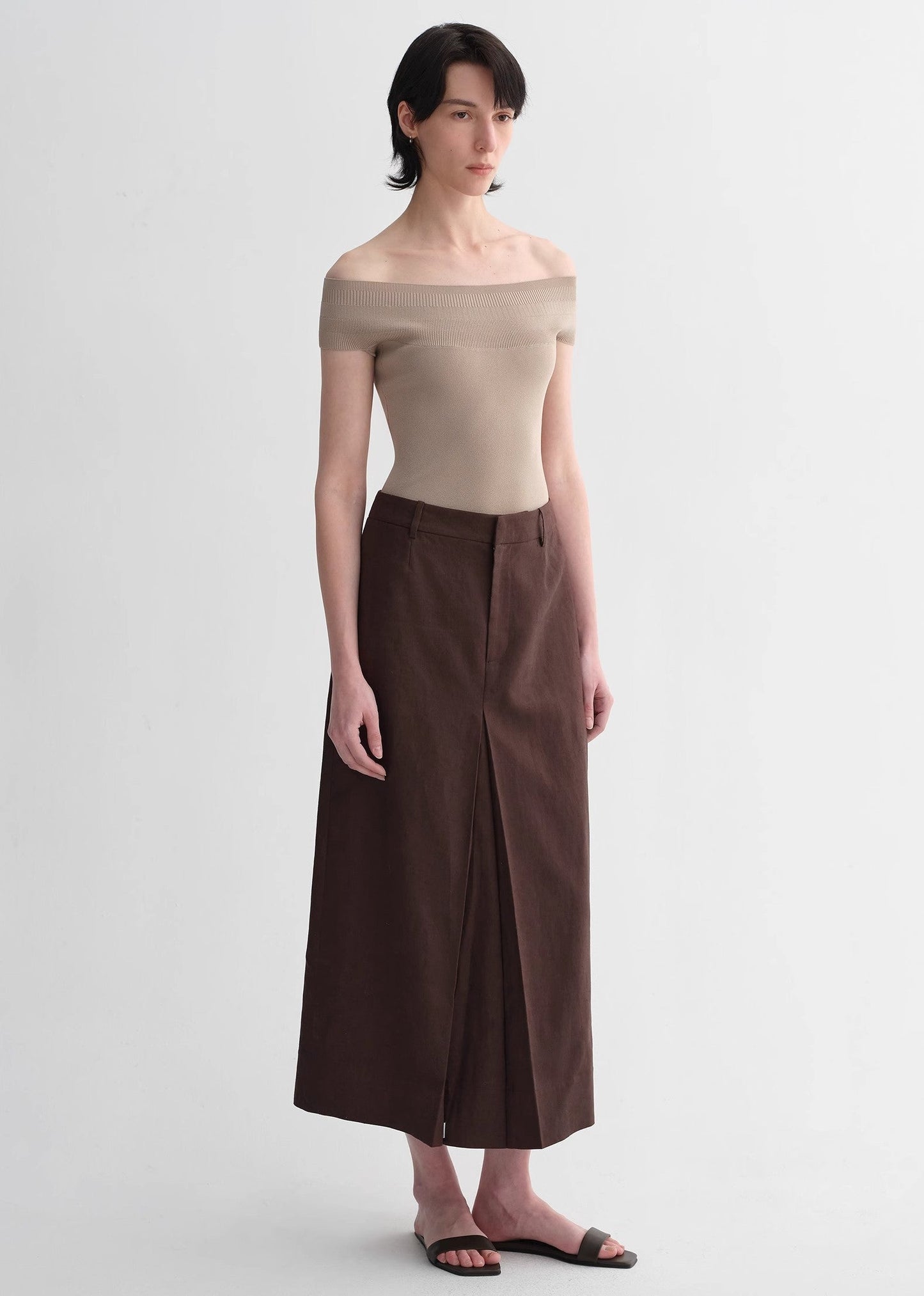 Mulberry Silk Blended Off-Shoulder Elegant Open Back Knitted Top