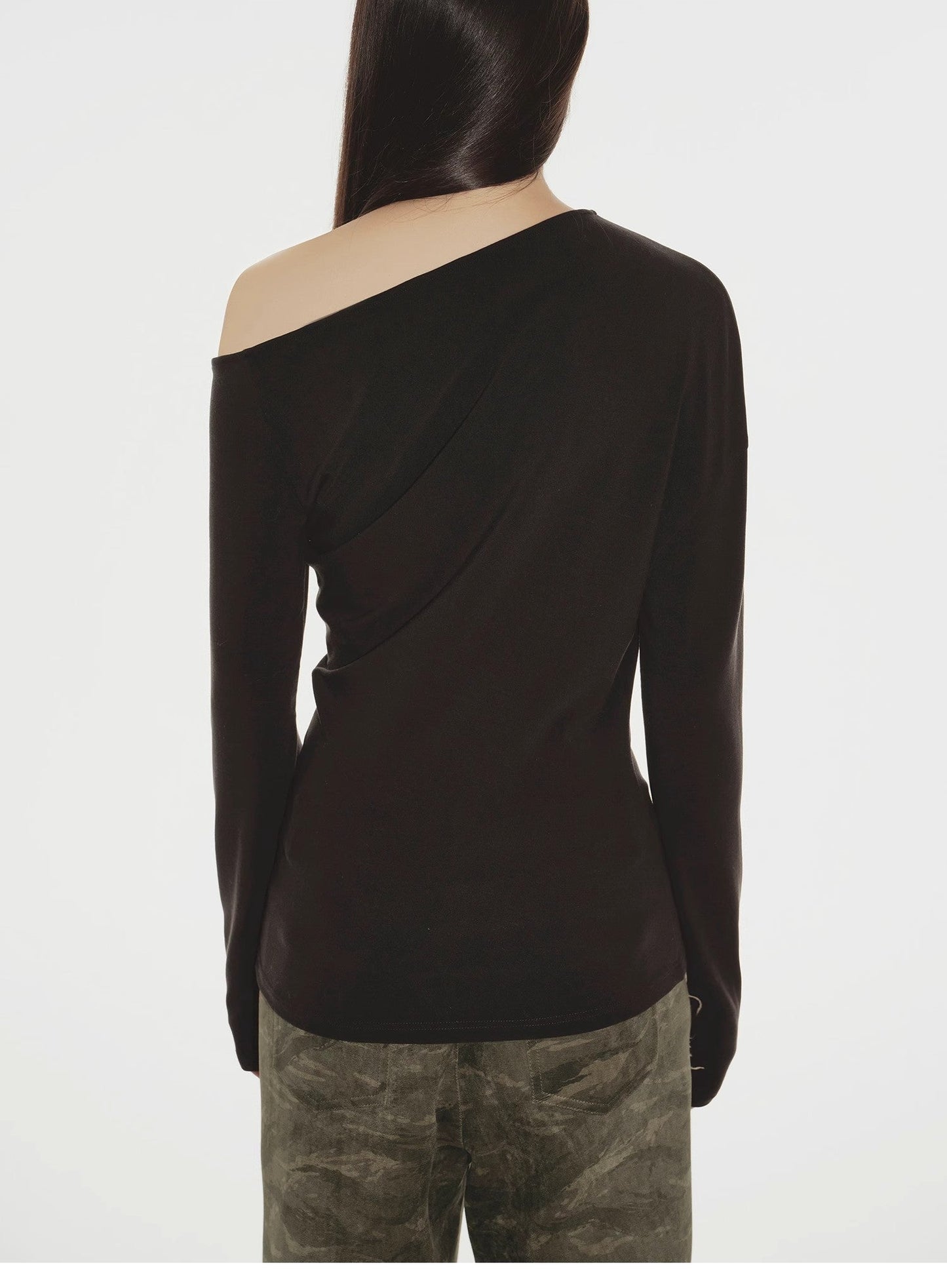 Off-Shoulder Slim Fitted Lyocell Tencel Wool Long Sleeve T-Shirt