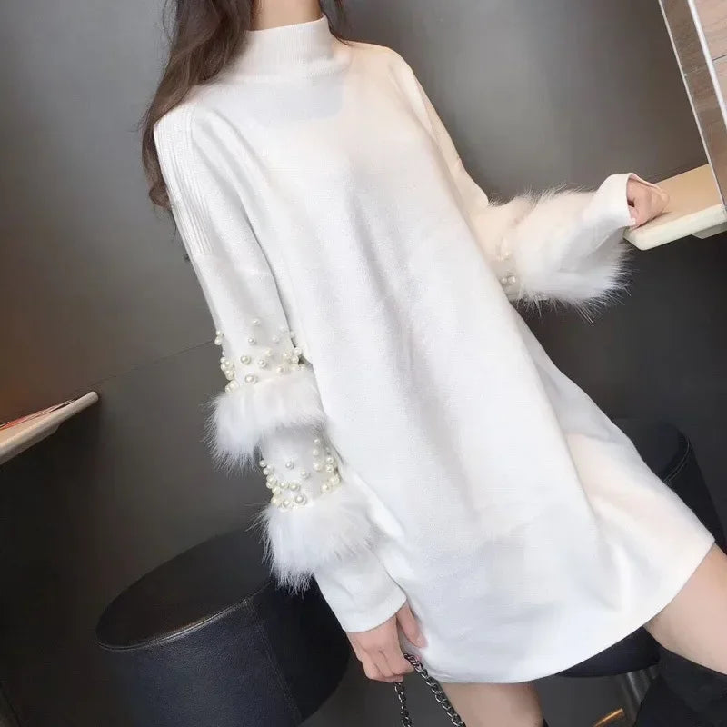 Chic Loose Fit Knitted Tunic with Beaded Faux Fur Sleeves