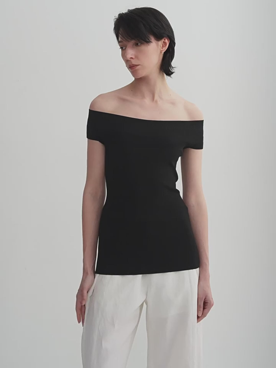 Mulberry Silk Blended Off-Shoulder Elegant Open Back Knitted Top