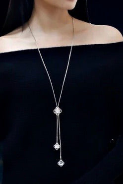 Flower Shape Long Chain Tassel Necklace with Crystal